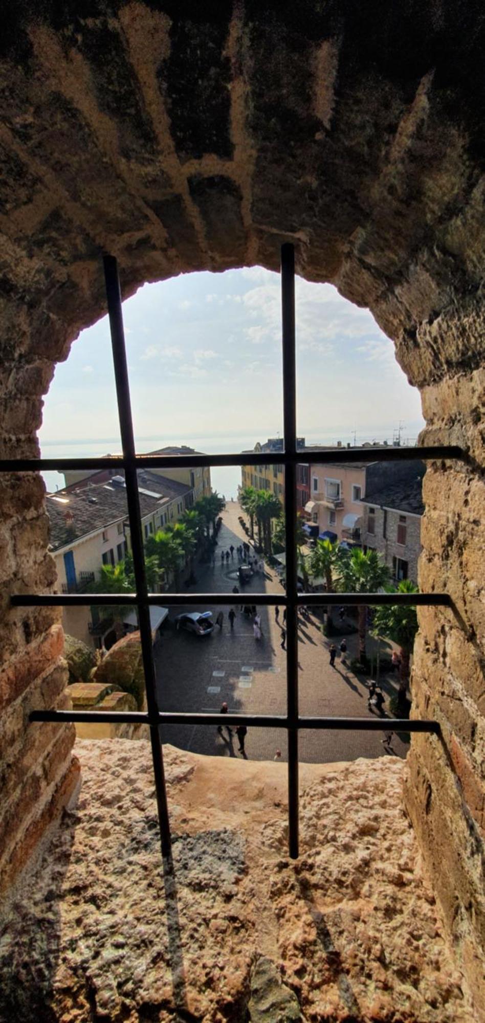 شقة Sirmione4U - Domus By The Castle المظهر الخارجي الصورة